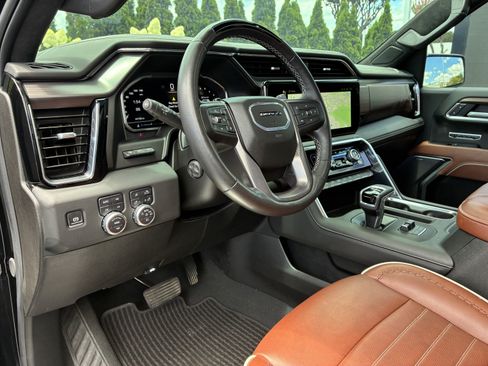 Used 2025 GMC Sierra 1500 Denali Ultimate AWD/4WD image 23