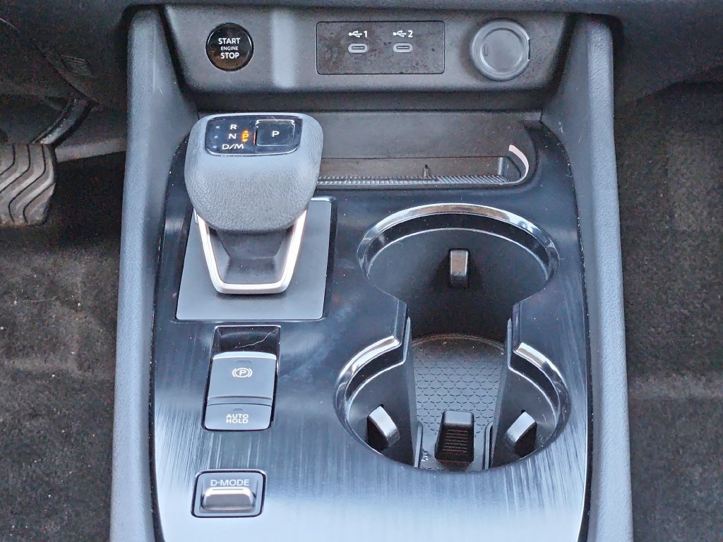 Used 2025 Nissan Rogue SL w/ SL Premium Package FWD image 20
