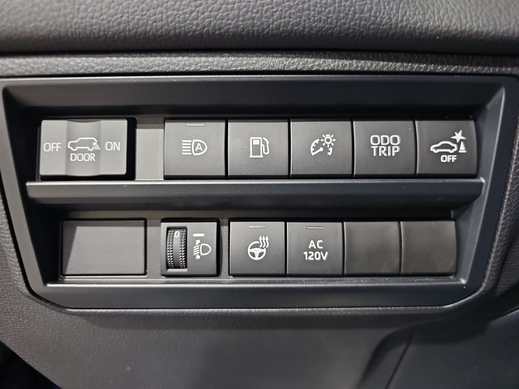 Used 2023 Toyota Sequoia Limited AWD/4WD image 28