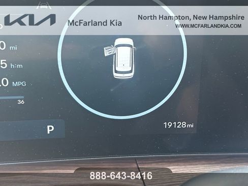 Used 2024 Hyundai Santa Fe Limited AWD/4WD image 19