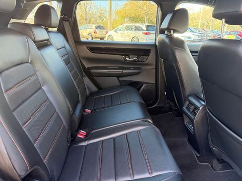 Certified 2025 Honda CR-V Sport Touring image 9