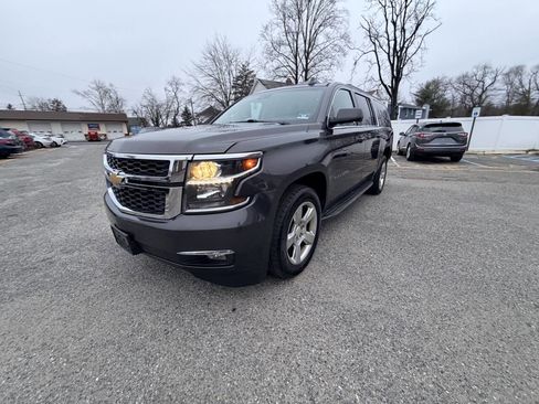 Used 2016 Chevrolet Suburban LT image 33