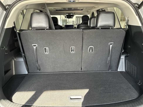 Used 2022 Kia Telluride EX w/ EX Premium Package image 21