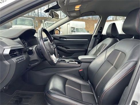 Used 2024 Nissan Altima 2.5 SR image 20