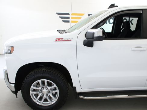 Used 2020 Chevrolet Silverado 1500 LT w/ All-Star Edition image 4