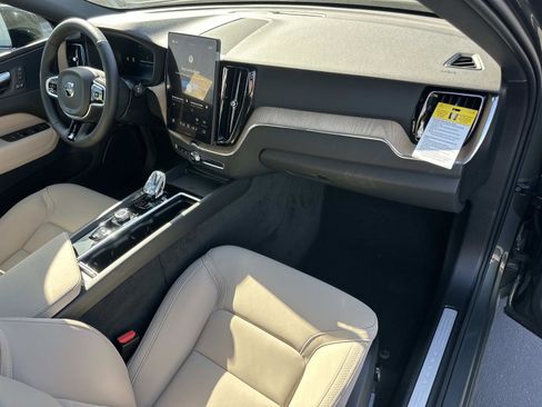 New 2026 Volvo XC60 B5 Core w/ Climate Package image 21