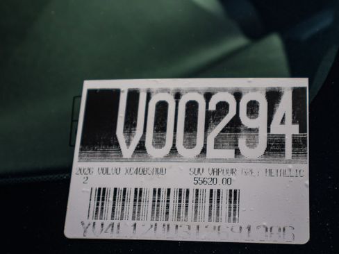 New 2026 Volvo XC40 B5 Ultra w/ Climate Package image 38