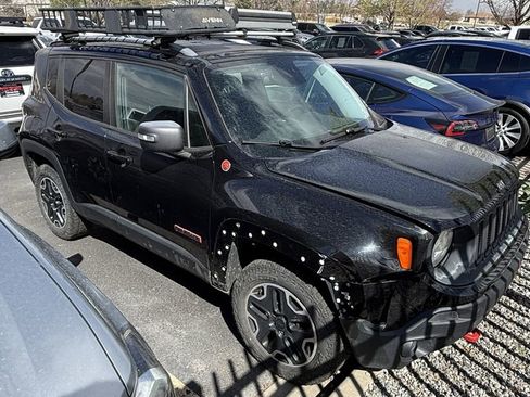 Used 2015 Jeep Renegade Trailhawk w/ Safety & Security Group I AWD/4WD image 1