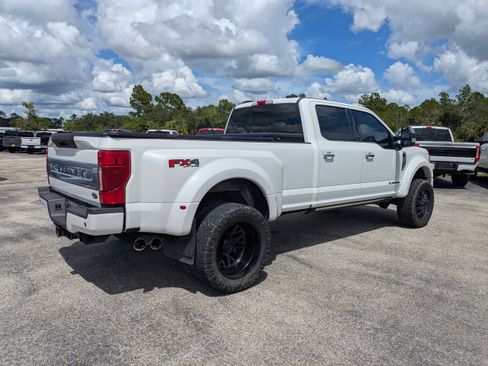Used 2022 Ford F450 Platinum w/ FX4 Off-Road Package AWD/4WD image 4