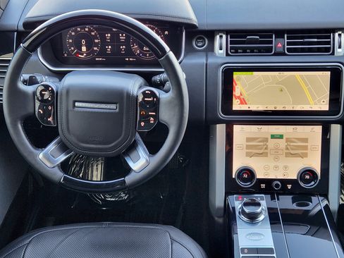 Used 2019 Land Rover Range Rover HSE image 26
