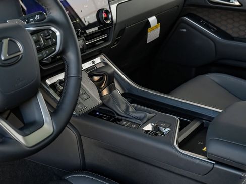 Used 2025 Lexus GX 550 550 Luxury+ HUD Traffic Jam As w/ Accessory Package (2T) image 61