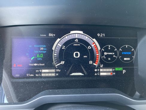 Certified 2025 Toyota Tundra Limited image 10