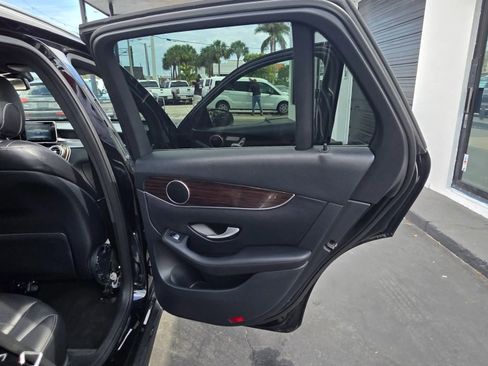 Used 2019 Mercedes-Benz GLC 300 GLC 300 Sport Utility 4D image 50