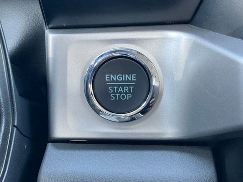 New 2025 Ford F250 XLT w/ Black Appearance Package image 27