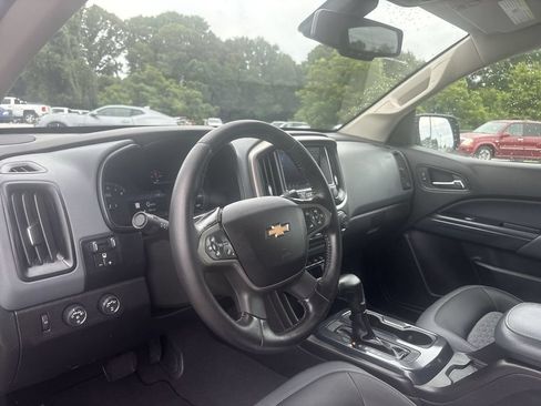 Used 2019 Chevrolet Colorado Z71 AWD/4WD image 10