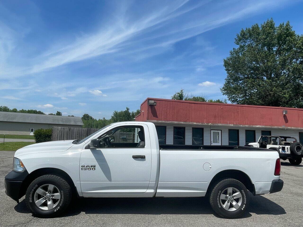 Used 2013 RAM 1500 Tradesman AWD/4WD image 3