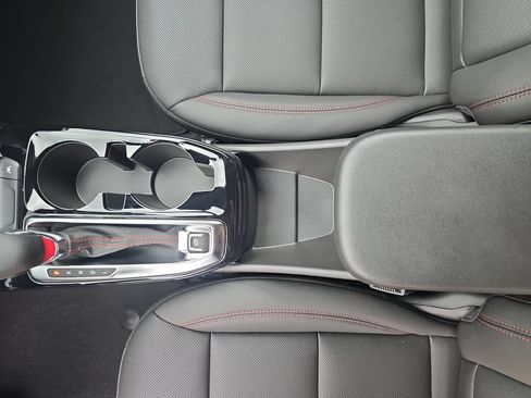New 2026 Chevrolet Trax RS w/ Driver Confidence Package FWD image 25