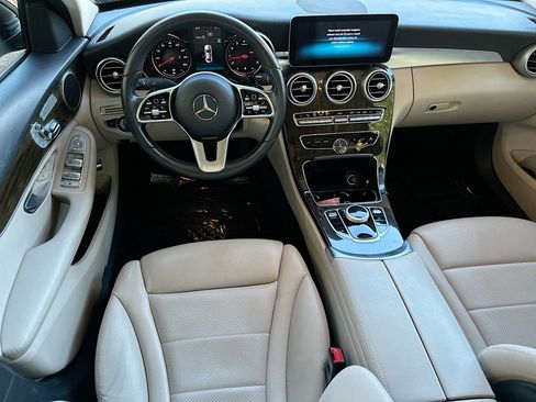 Used 2019 Mercedes-Benz C 300 Sedan image 22