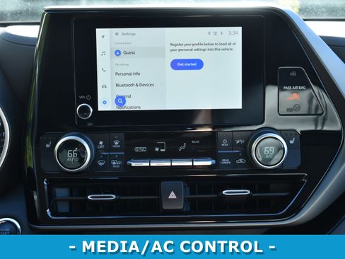 Used 2023 Toyota Highlander L image 23