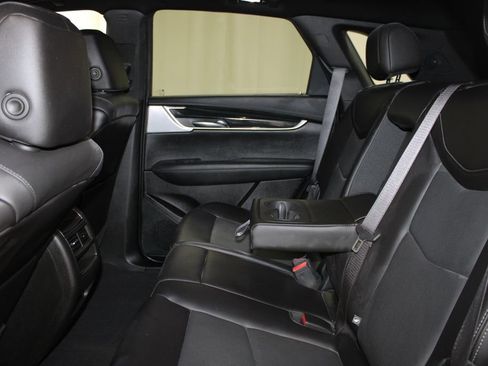 Used 2024 Cadillac XT5 Premium Luxury FWD image 17