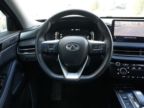 Certified 2023 INFINITI QX60 Luxe image 9