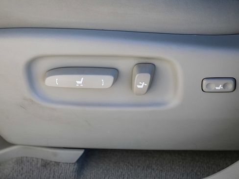 Used 2011 Lexus RX 350 2WD image 19