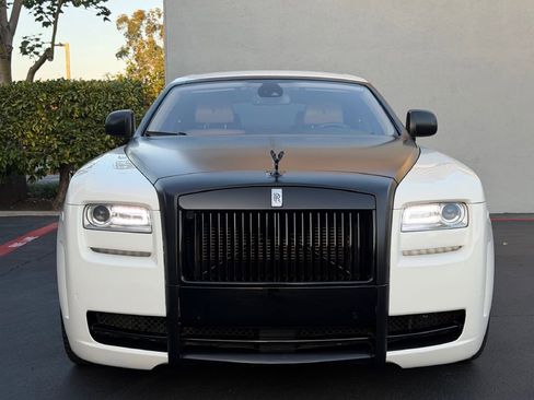 Used 2011 Rolls-Royce Ghost image 11
