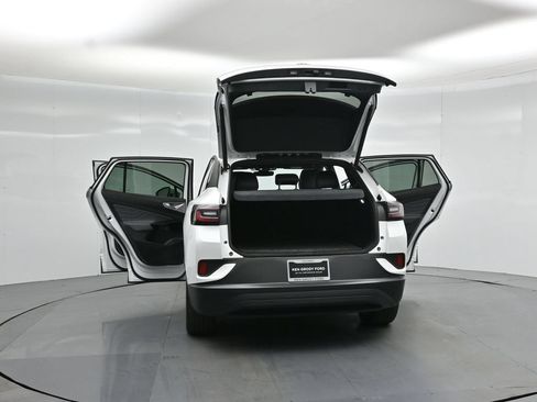 Used 2024 Volkswagen ID.4 S RWD image 34