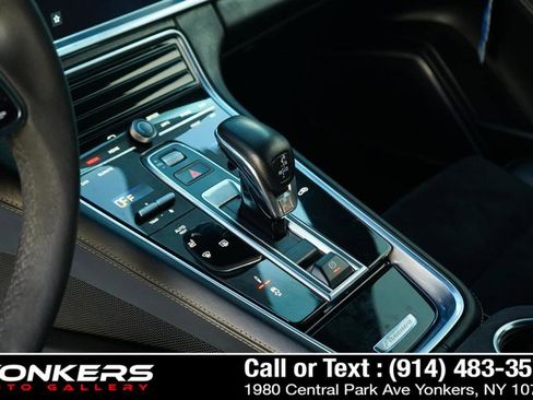 Used 2019 Porsche Panamera GTS image 42