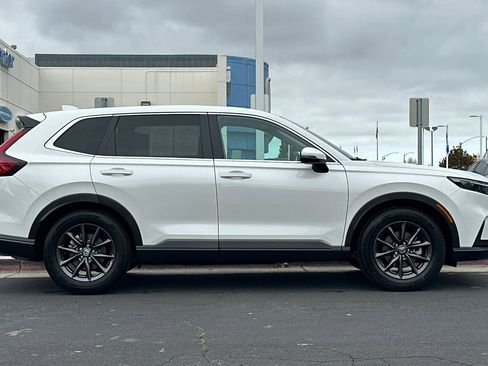 Used 2026 Honda CR-V EX-L image 2