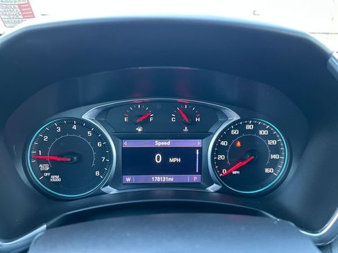 Used 2020 Chevrolet Equinox Premier image 30