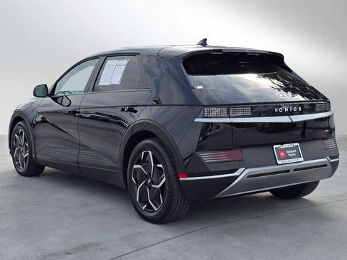 Used 2024 Hyundai Ioniq 5 SEL image 5