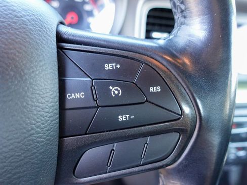 Used 2022 Dodge Charger SXT w/ Leather Interior Group image 15