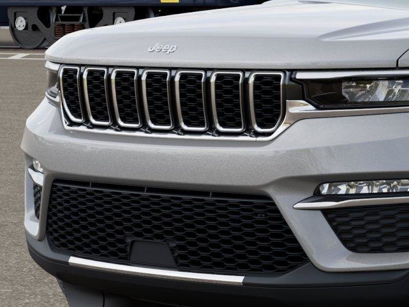 New 2025 Jeep Grand Cherokee Limited AWD/4WD image 11