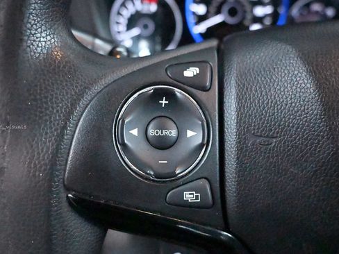 Used 2016 Honda HR-V EX image 3