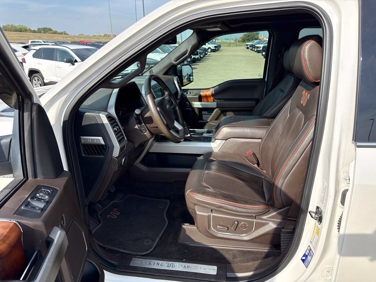Used 2017 Ford F150 King Ranch w/ Equipment Group 601A Luxury AWD/4WD image 19