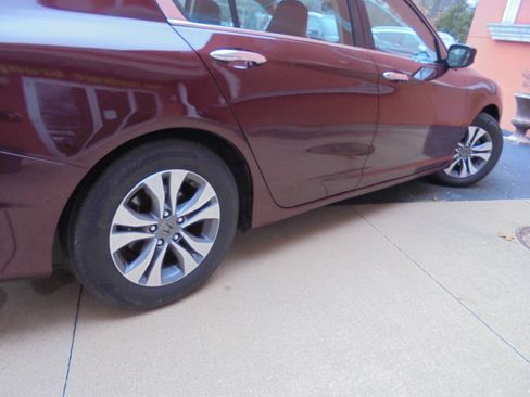 Used 2015 Honda Accord LX image 22