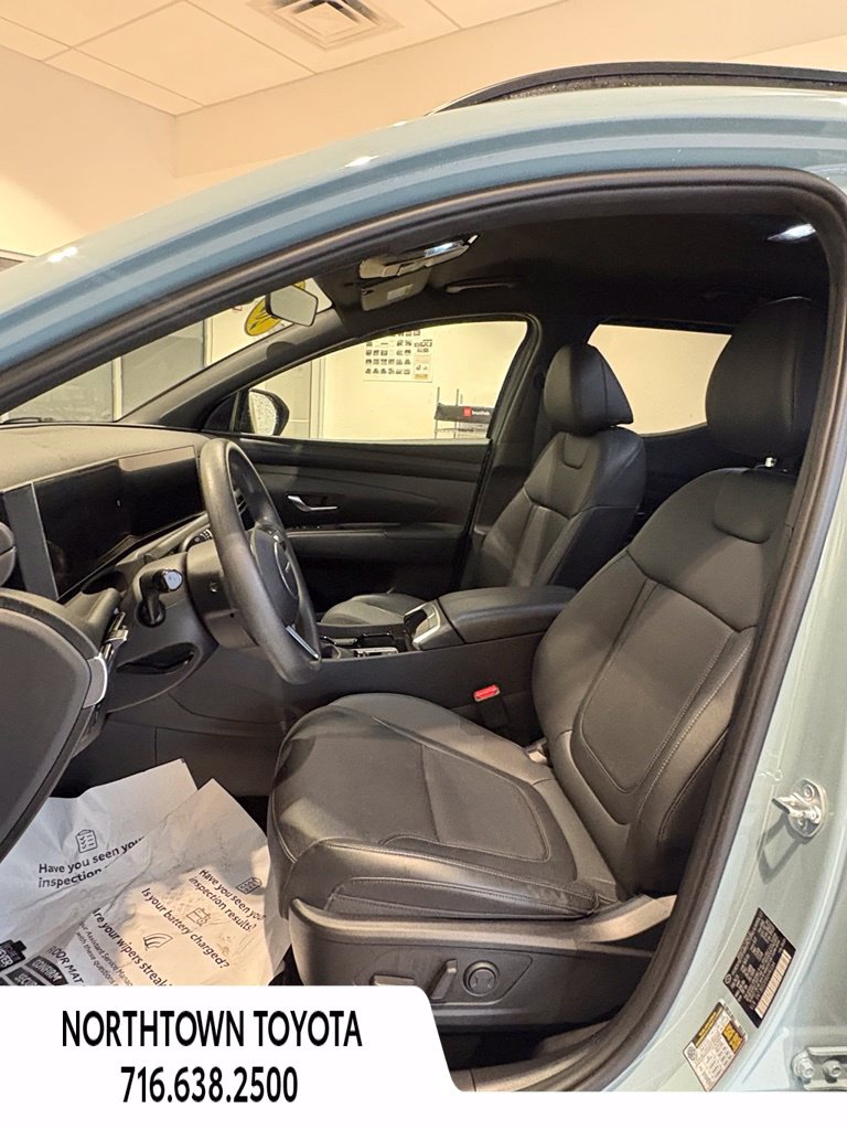 Used 2025 Hyundai Santa Cruz SEL AWD/4WD image 16