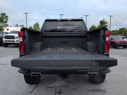 Used 2023 Chevrolet Silverado 1500 RST AWD/4WD image 16