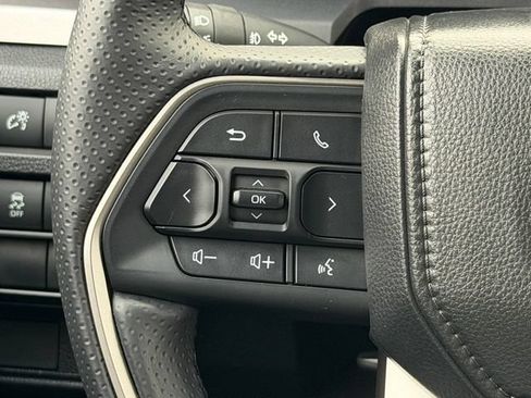 Certified 2025 Toyota 4Runner TRD Off-Road AWD/4WD image 27