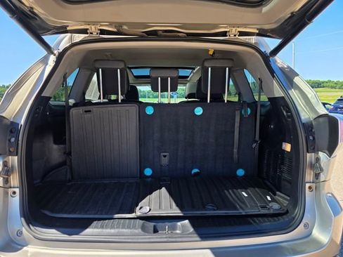 Used 2014 Toyota Highlander Limited Platinum AWD/4WD image 43