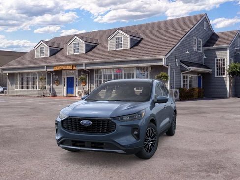 Used 2024 Ford Escape SE w/ PHEV Premium Package FWD image 2