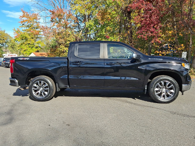 Used 2023 Chevrolet Silverado 1500 LT AWD/4WD image 8