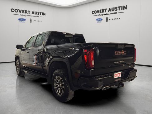 Used 2021 GMC Sierra 1500 AT4 w/ AT4 Premium Package image 3