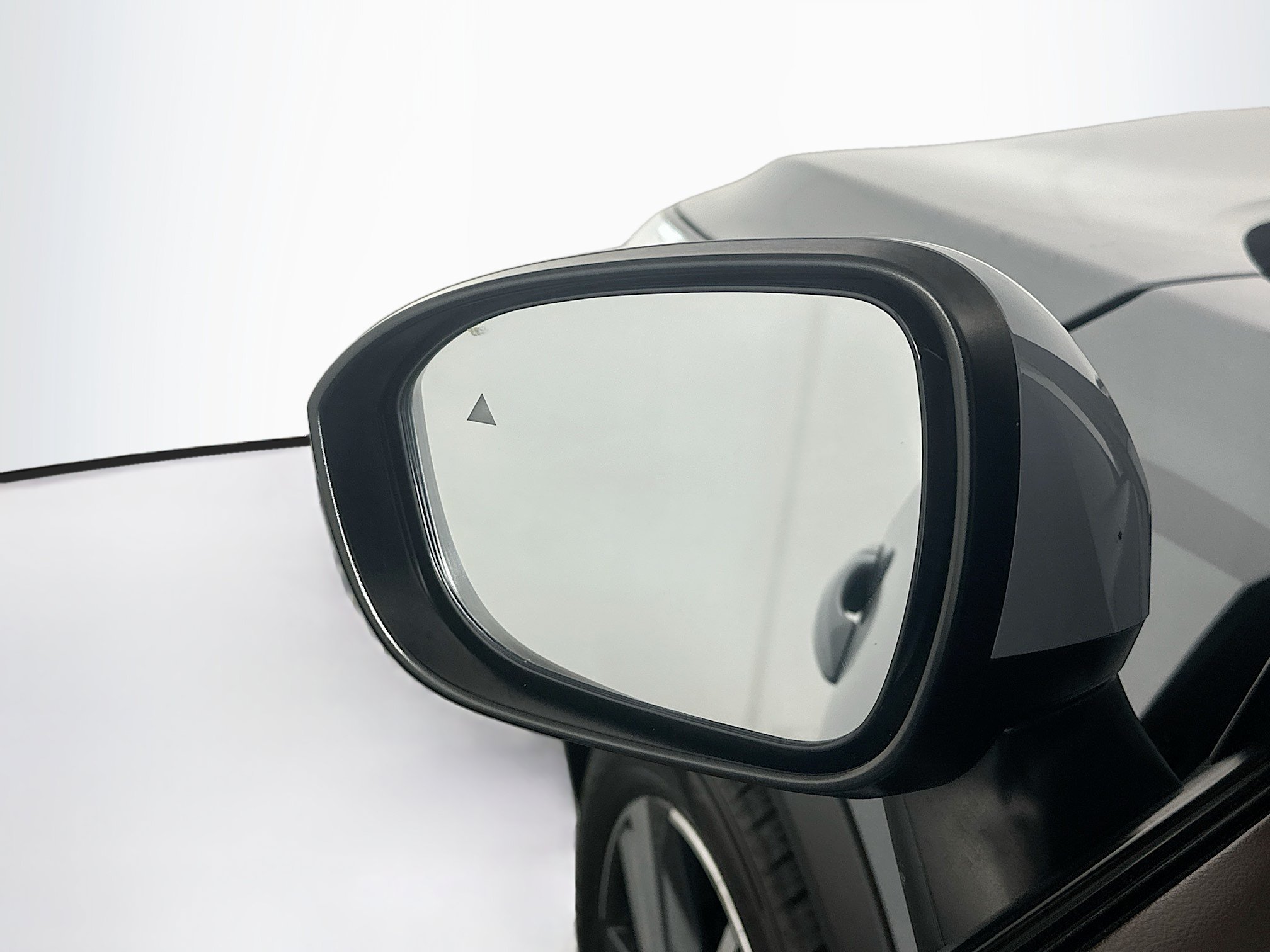 Used 2022 Nissan Rogue Platinum w/ Head-Up Display Package FWD image 16