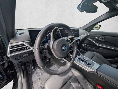 Used 2025 BMW 330i xDrive Sedan AWD/4WD image 10