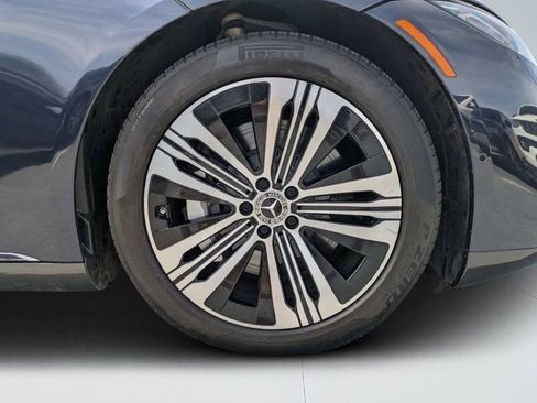 Used 2022 Mercedes-Benz EQS 450+ Sedan image 9