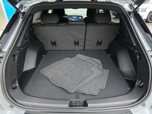 New 2026 Chevrolet Equinox EV LT image 14