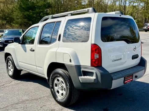 Used 2015 Nissan Xterra X AWD/4WD image 6