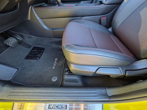 Used 2026 Nissan Kicks SR w/ Illumination Package image 17